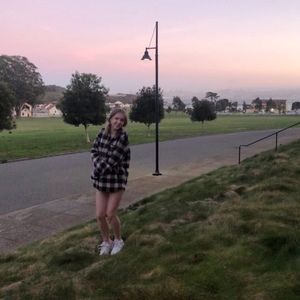 Meet your Posher, Lindsay